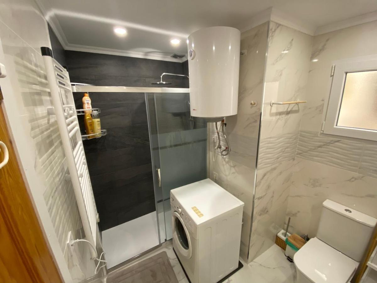 Orihuela Costa 2-Bedroom 1-Bath Renovated Vacation Rental On La Zenia Beach מראה חיצוני תמונה