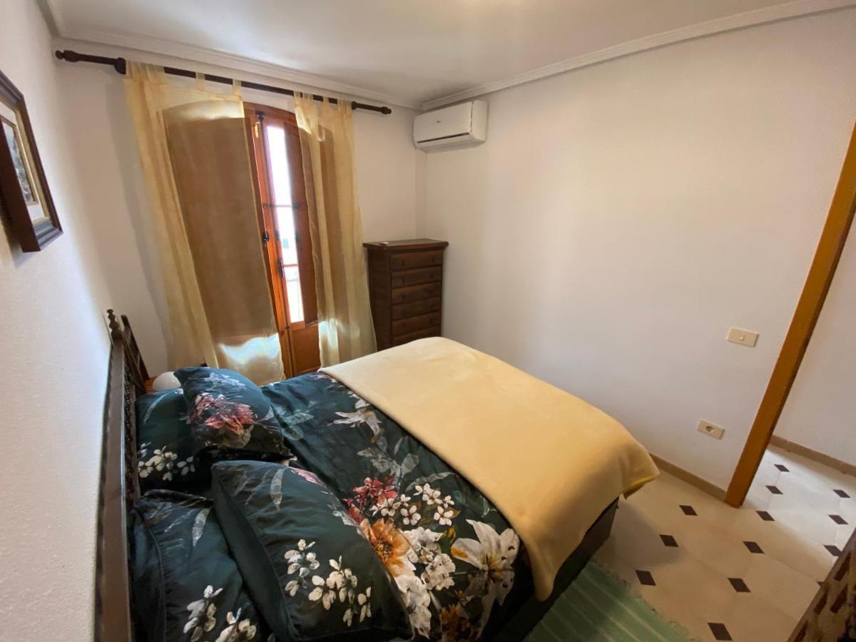 Orihuela Costa 2-Bedroom 1-Bath Renovated Vacation Rental On La Zenia Beach מראה חיצוני תמונה